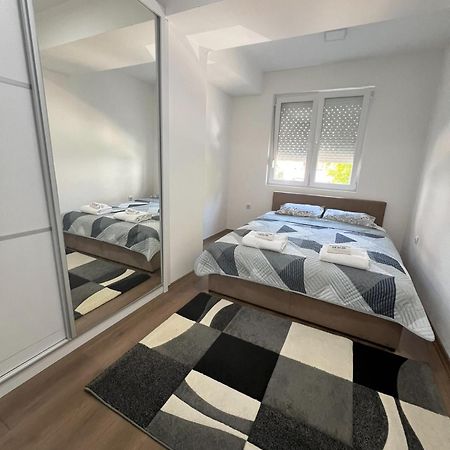 Downtown Great Apartment Στρώμνιτσα Εξωτερικό φωτογραφία